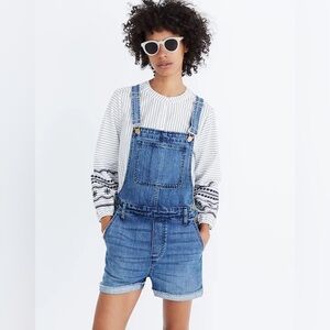 Madewell Adirondack Short Denim 100% Cotton Bib Raw Hem Overalls in Dawkins Wash